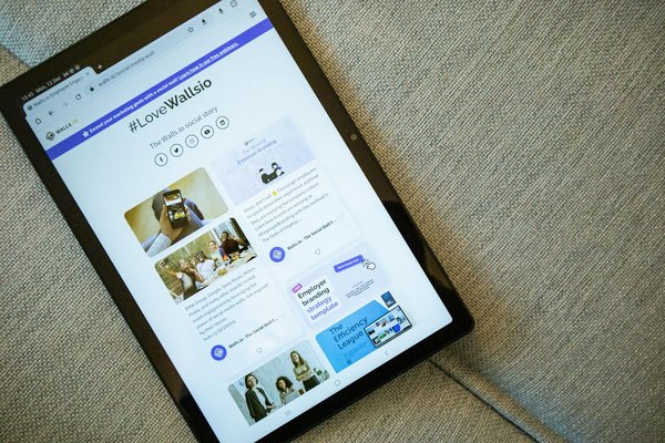 How can AI be used to create more realistic underwater physics in diving simulation games?